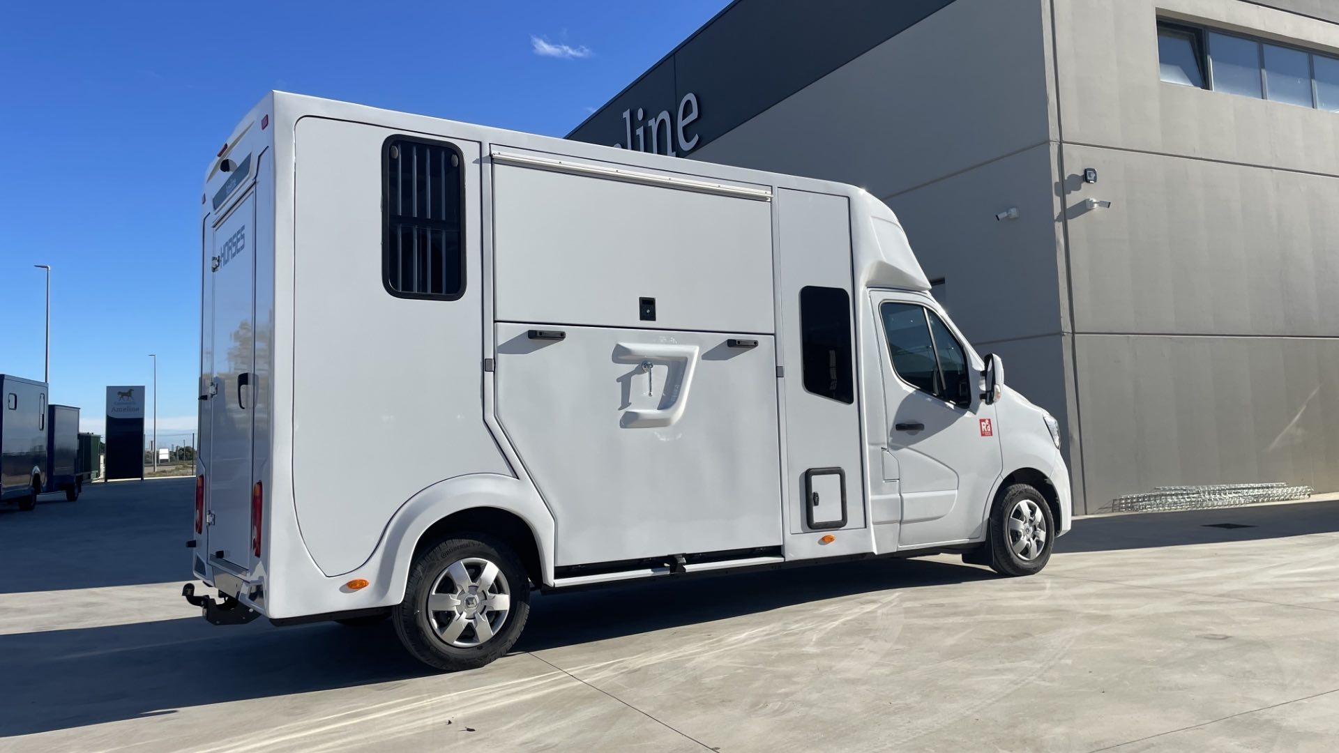 Vehículos para el transporte de caballos