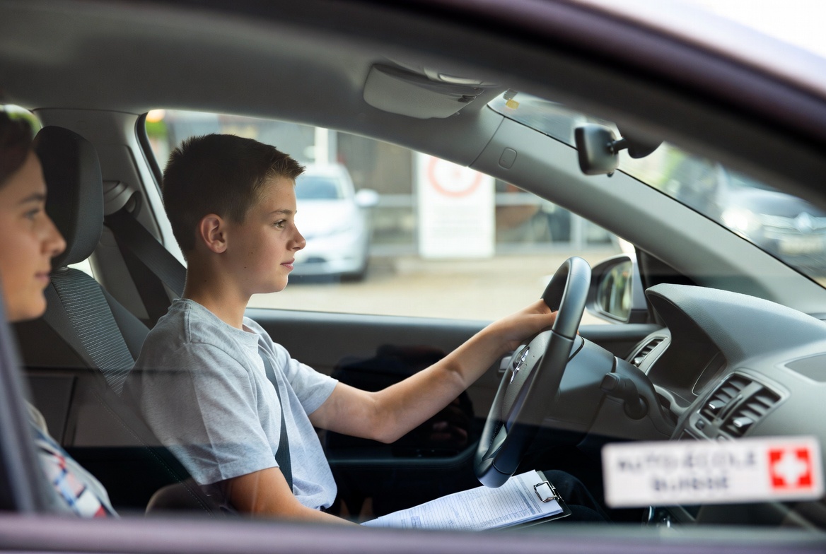 Permis de conduire suisse ? Les réponses de My Driving School