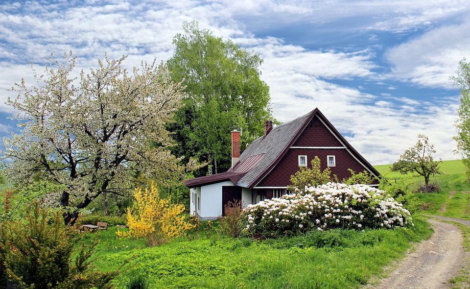 Quels documents obligatoires pour vendre une maison ?