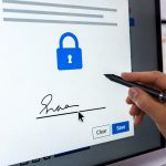 Accélérer les ventes avec la signature électronique : gains de temps et productivité commerciale